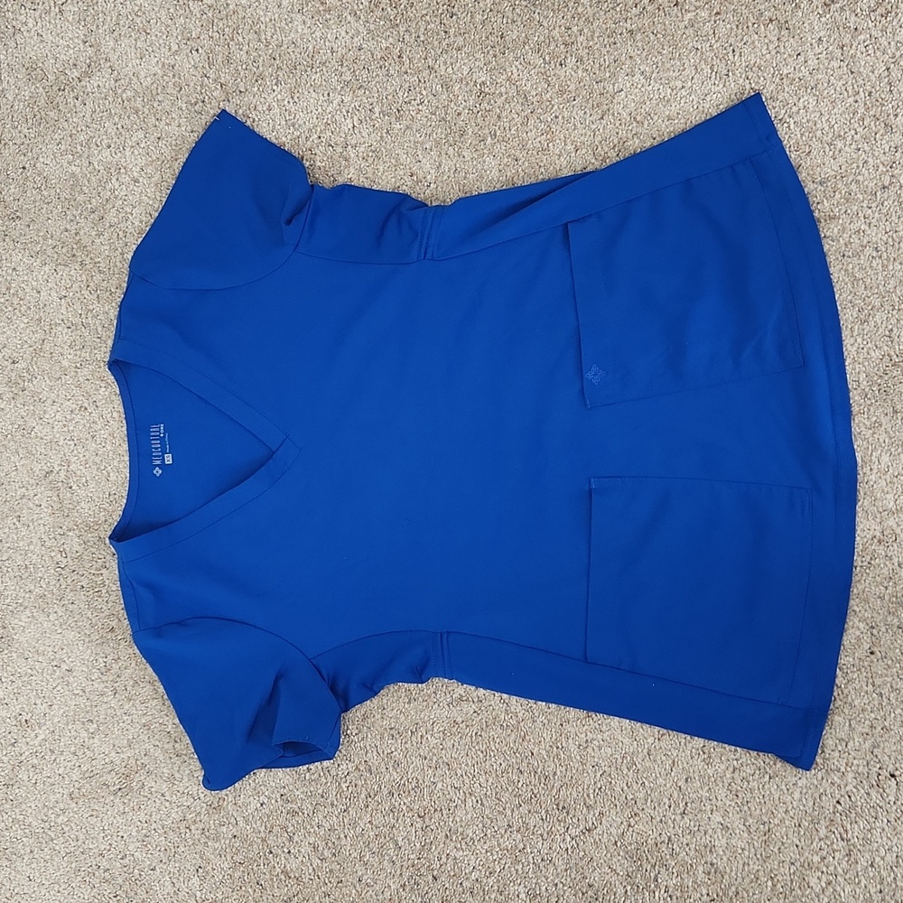 Med couture maternity xs scrub top